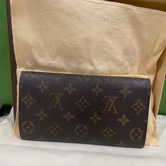 Louis vuitton monogram Sarah wallet - Picture 2 of 8